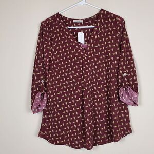 Beacon Stitch Fix Burgandy Patty Roll Tab Blouse Size Small